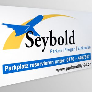 Beklebtes Firmenschild aus Alu Dibond für die Firma Seybold