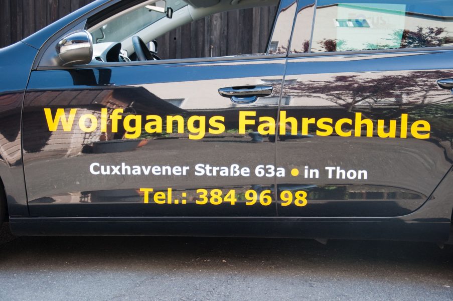 Autobeklebung VW Golf 5 Fahrschule Wolfgang