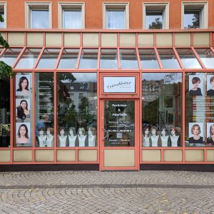 Trendhair by Jürgen Rieswick - Schaufenster Front